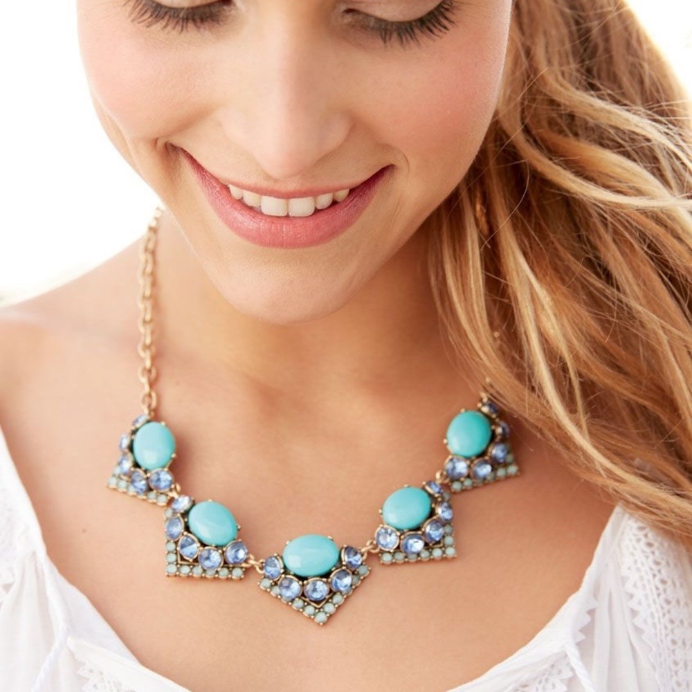 Stella & Dot Rory Statement Necklace